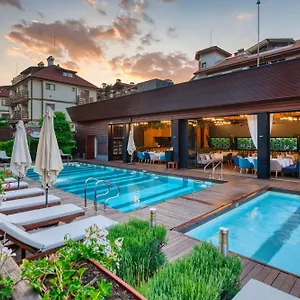 Lucky & Relax Hotel